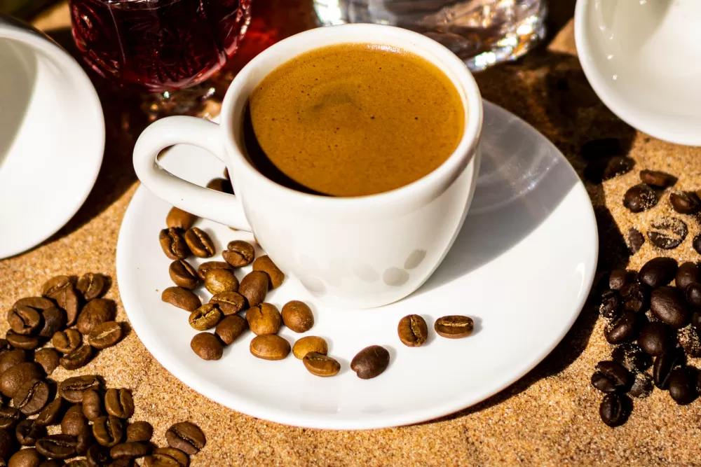 Damla Sakızlı Türk Kahvesi